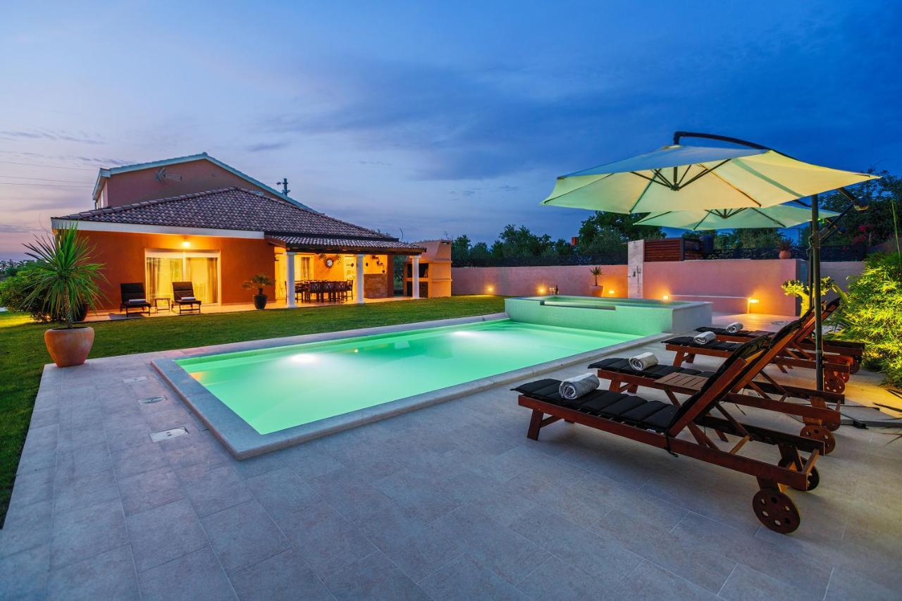 Green Residence Villa Ζαντάρ Εξωτερικό φωτογραφία